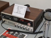 I Exposición de equipos de radio antiguos de CB y VHF por Gerardo R. Sánchez, EA4DR