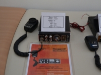 I Exposición de equipos de radio antiguos de CB y VHF por Gerardo R. Sánchez, EA4DR