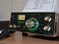 I Exposición de equipos de radio antiguos de CB y VHF por Gerardo R. Sánchez, EA4DR